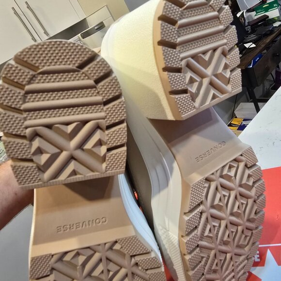 Converse Chuck 70 De Luxe Weatherized Leather Sz 8 Women Shoes Boots A12345C NEW - Picture 11 of 16